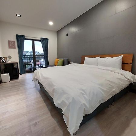 清境依山舞林民宿 Renai Extérieur photo