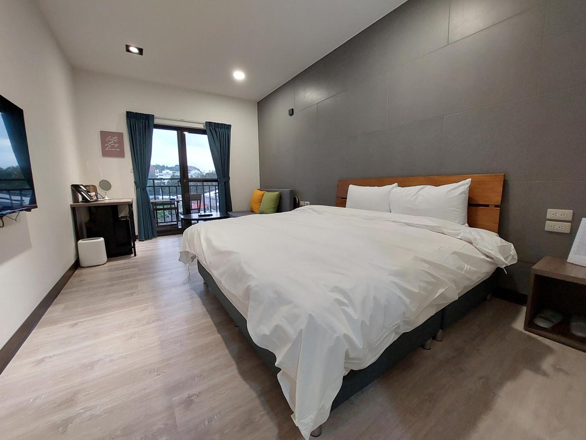 清境依山舞林民宿 Renai Extérieur photo